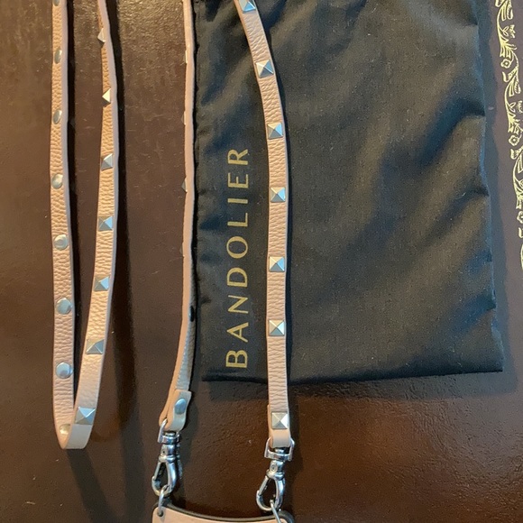 Bandolier Sarah Pebble Leather Taupe Pink Silver iPhone 7 with Stud Strap - Picture 3 of 7